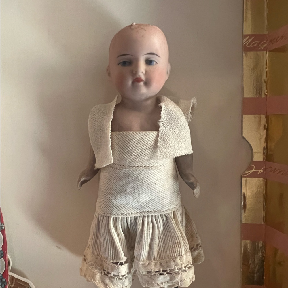 Lot of 10 vintage dolls